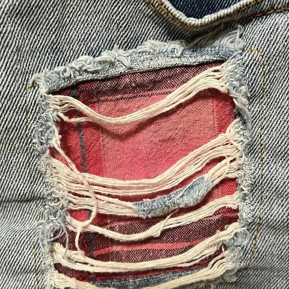 MinkPink women’s M shorts cutoff distressed patched denim button fly 5 pocket